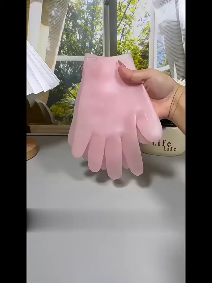 New High Quality Reusable Silicone Gel Moisturizing Gloves For