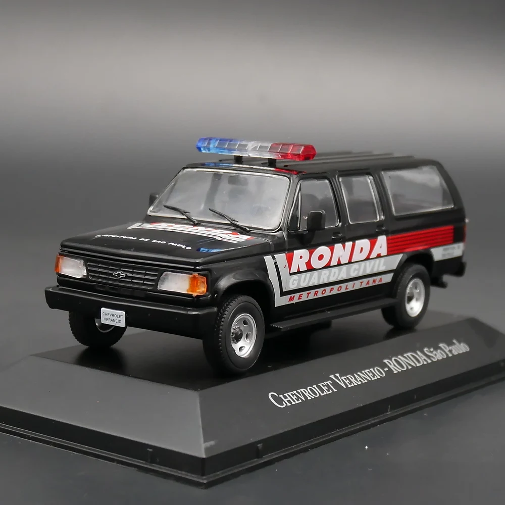 Ixo масштаб 1:43 литая модель автомобиля Chevrolet veranio полиция внедорожник модель автомобиля классические подарки для взрослых Сувенирный дисплей