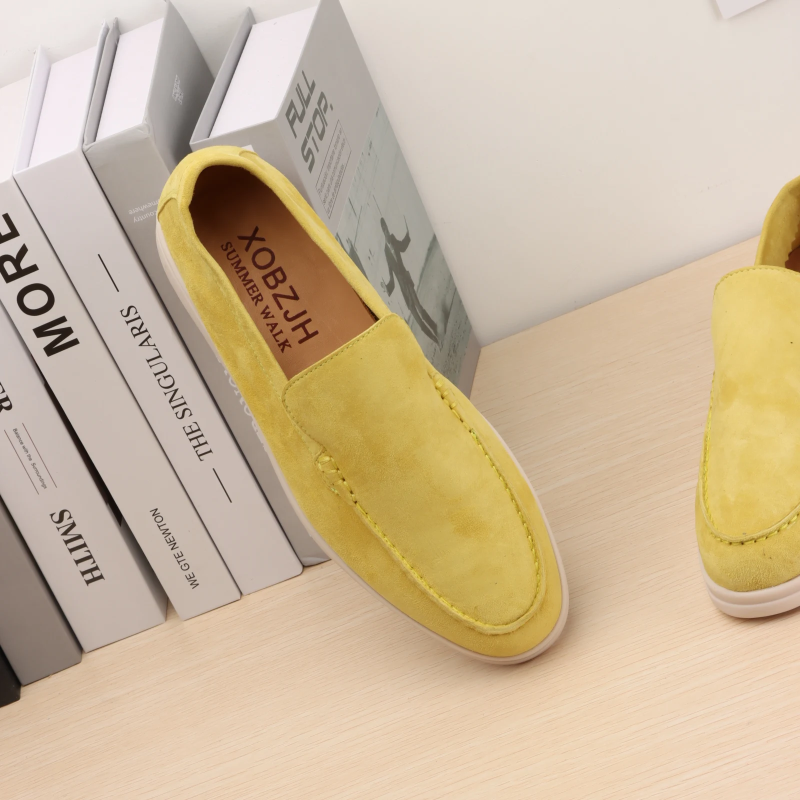 2024 summer new explosive loafers Women's flats Walking shoes Men's fashion casual walking shoes Outdoor sneakers Wedding shoes