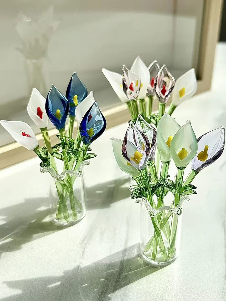 Handgefertigte Glas-Kallusblume mit Stiel, mundgeblasene Mini-Glasblumenfigur, Dekoration für Zuhause, farbenfrohes Blumenornament – Detail 1
