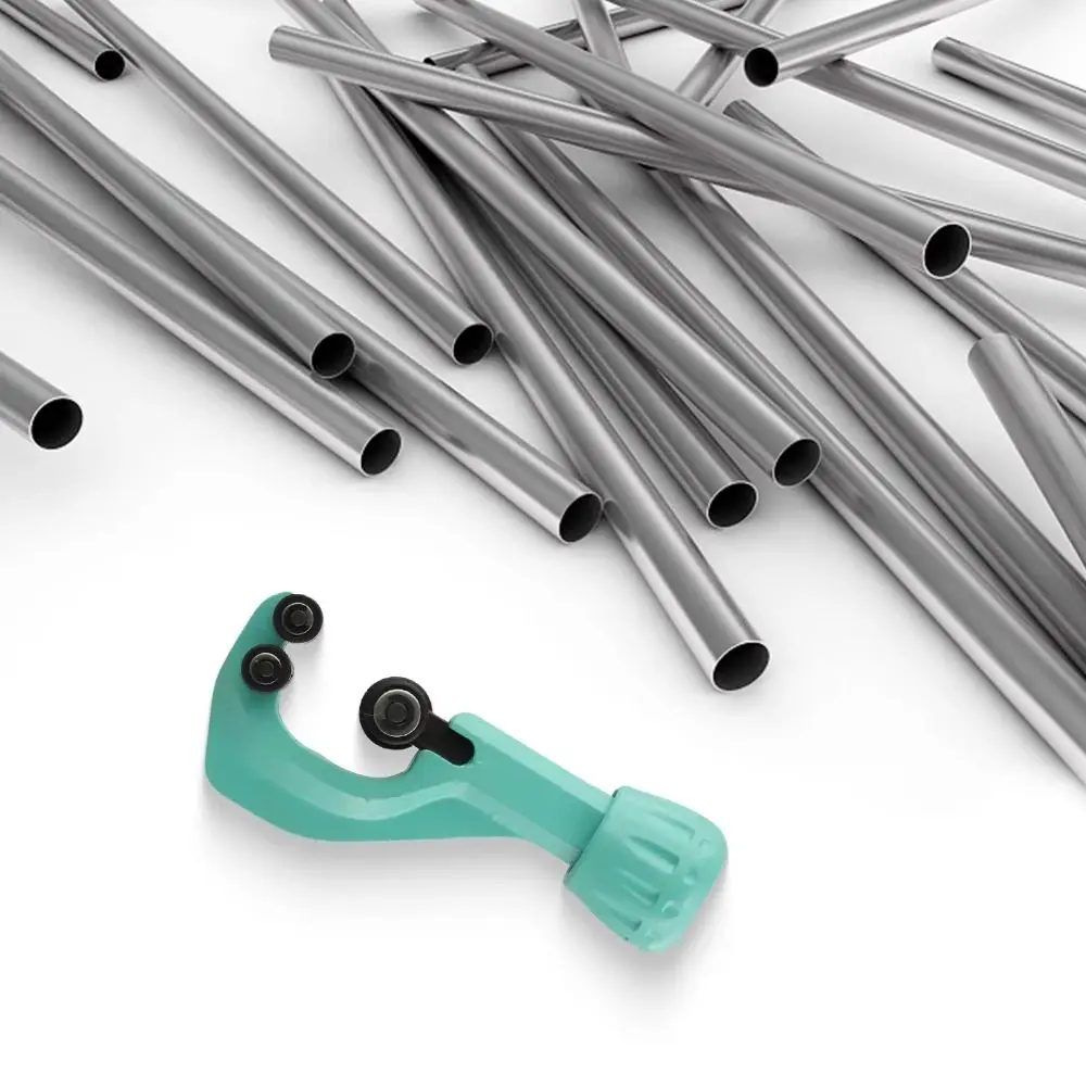 조정 가능한 도구 스테인레스 스틸 파이프 커터 유연한 롤러 절단 휠 골판지 파이프 커터 컴팩트 사이즈