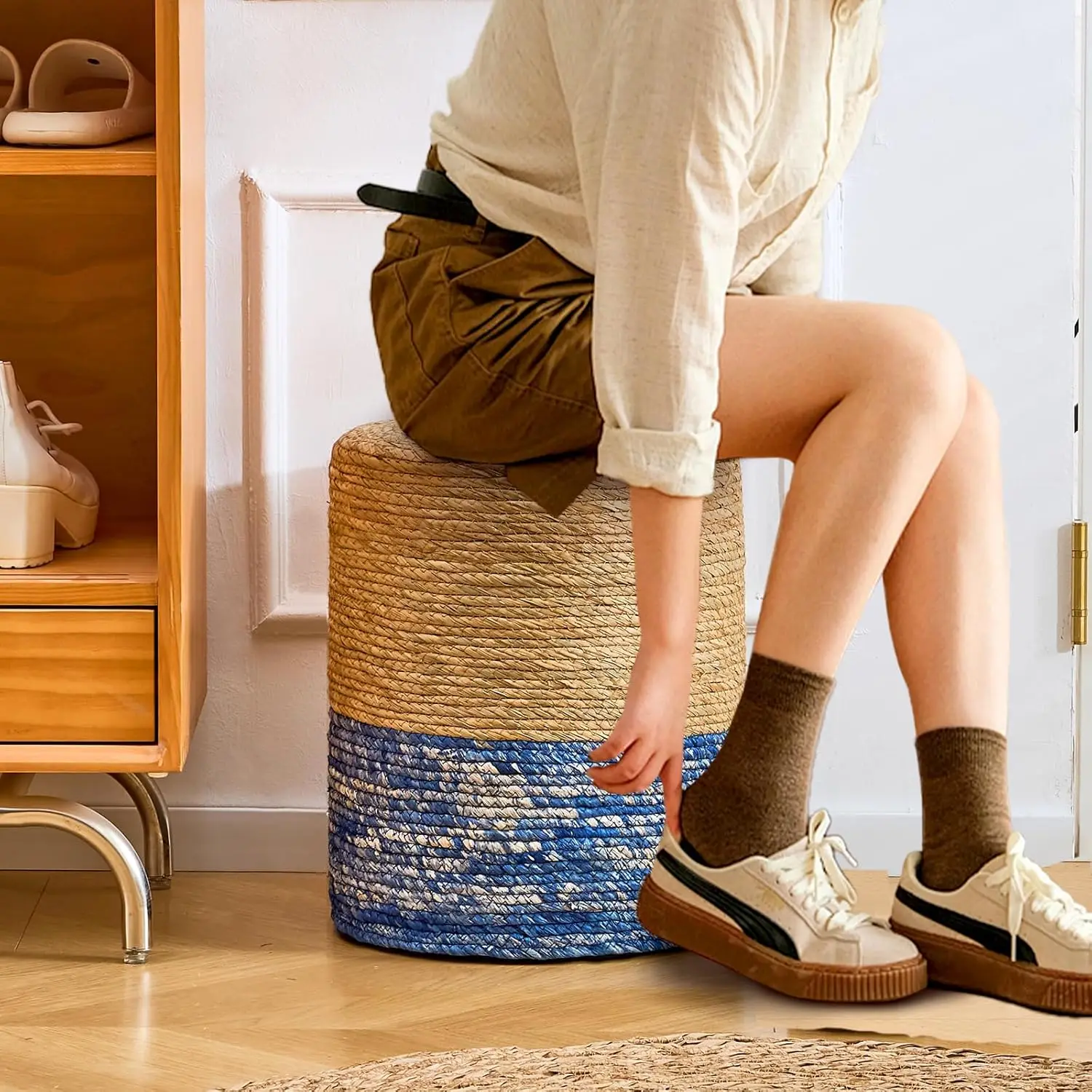 Natural Seagrass Foot Stool, Hand Weaving Round Ottoman, for Living Room, Outdoor Seat (Natural & Blue)