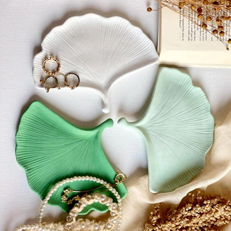 DIY Ginkgo Leaf Storage Plaster Tray Maple Leaf Shaped Jewelry Storage Dish Silicone Mold for Handmade Gift Concrete Resin Mould silicone mold