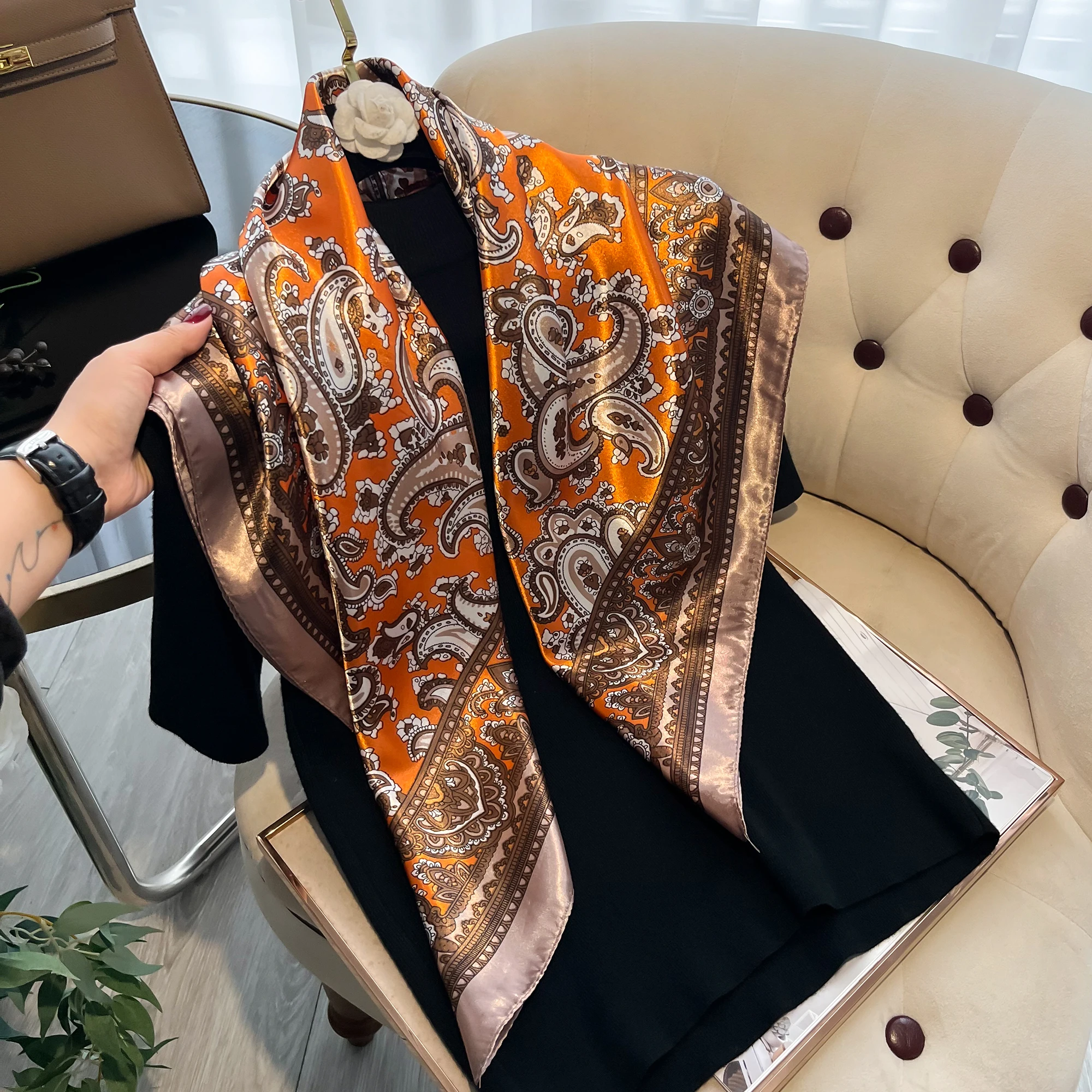 New Luxury Brand 90*90cm Paisley Square Scarf Women Hijab Bandana Headband Ladies Shawls Bag Wrap Muffler Neckerchief Foulard