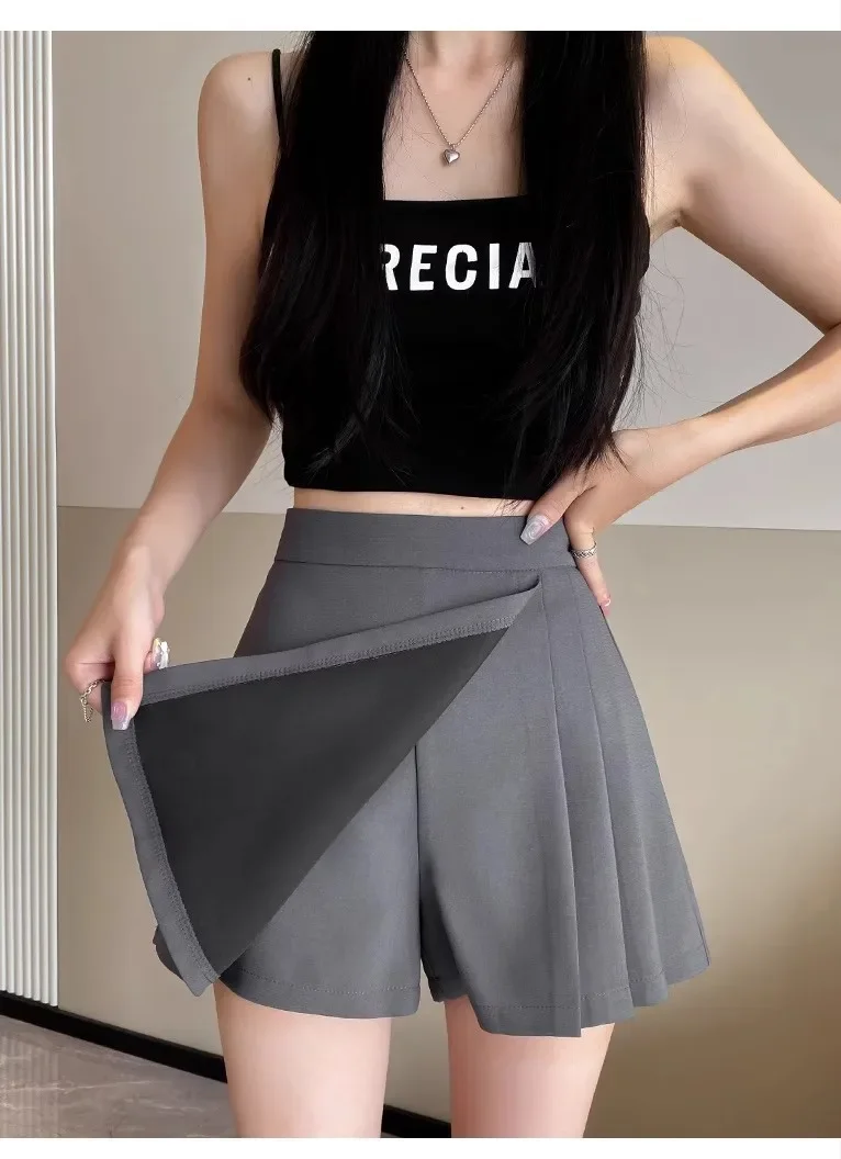 Gray pleated skirt - image 5