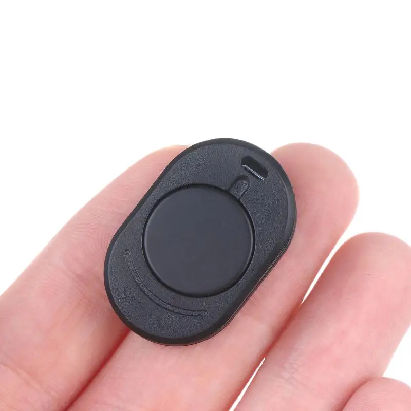 Universal Magnetic Clip for Wireless Microphones - Ideal for Live Broadcasts and Cable Management
