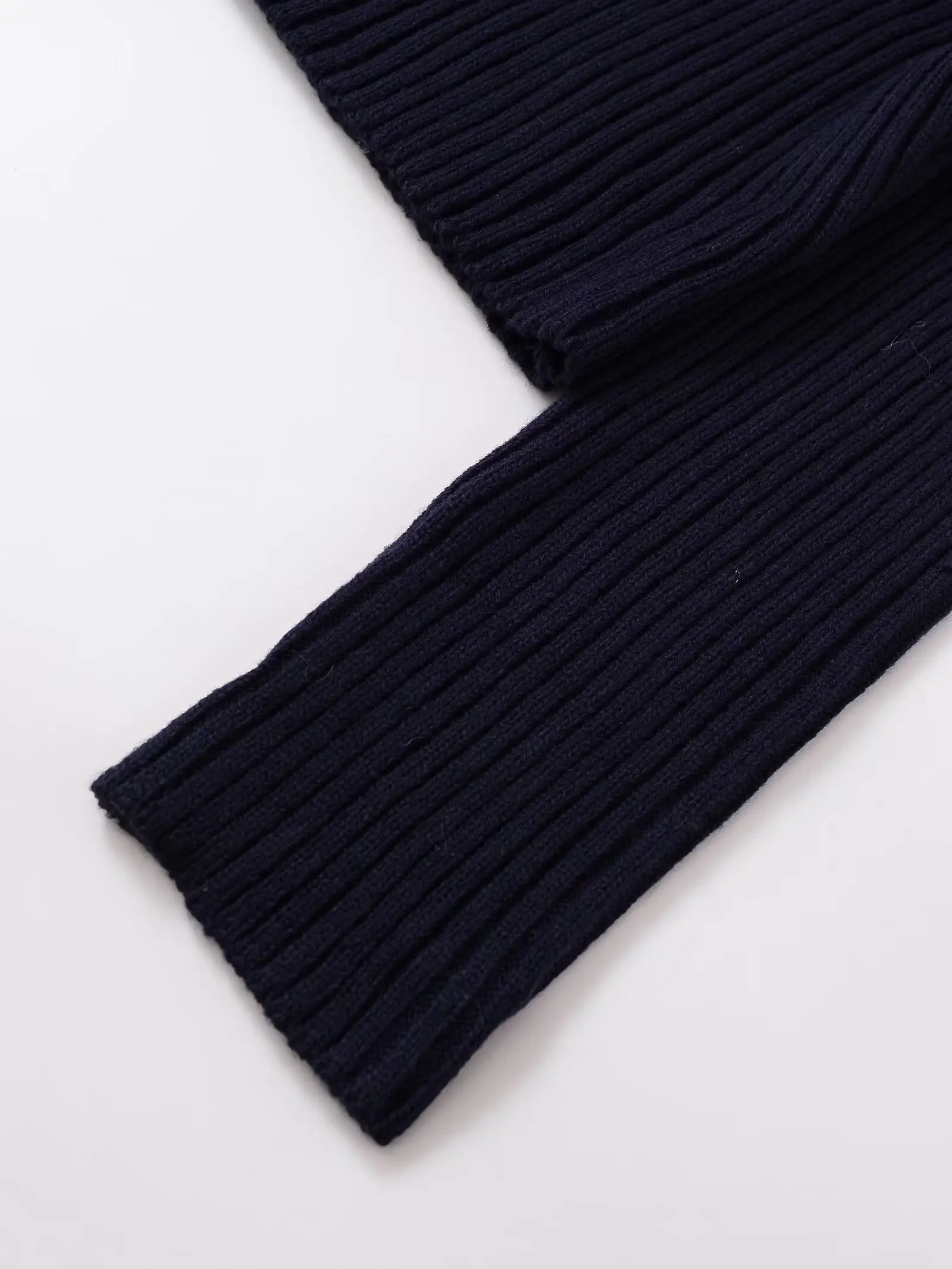 Women Knitted Coat Autumn Fashion Long Sleeve Zipper Knitted Short Jacket Female Elegant Casual New Turn-Down Collar Outerwears