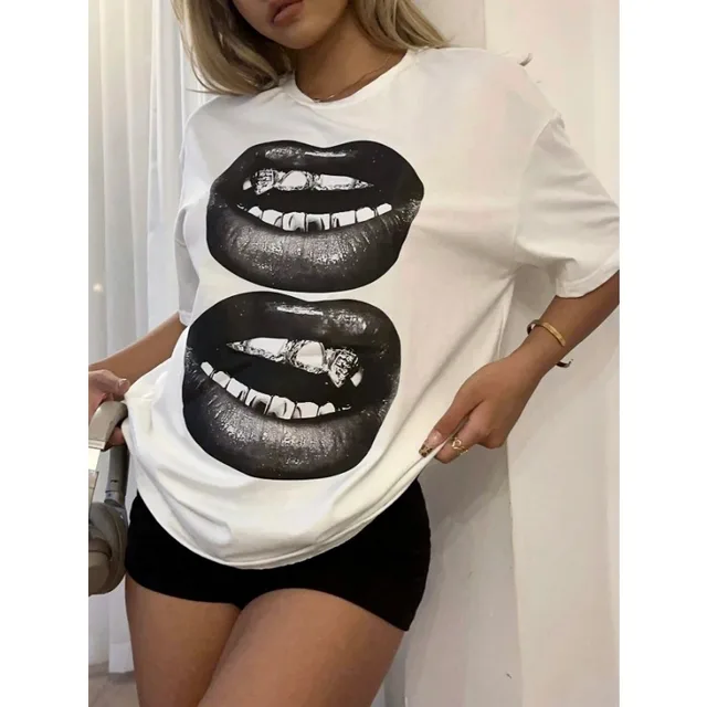 Oversized Butterfly Pattern T-shirt, Women's Black Round Neck Short Sleeve Casual Loose Comfort T-Shirt 1