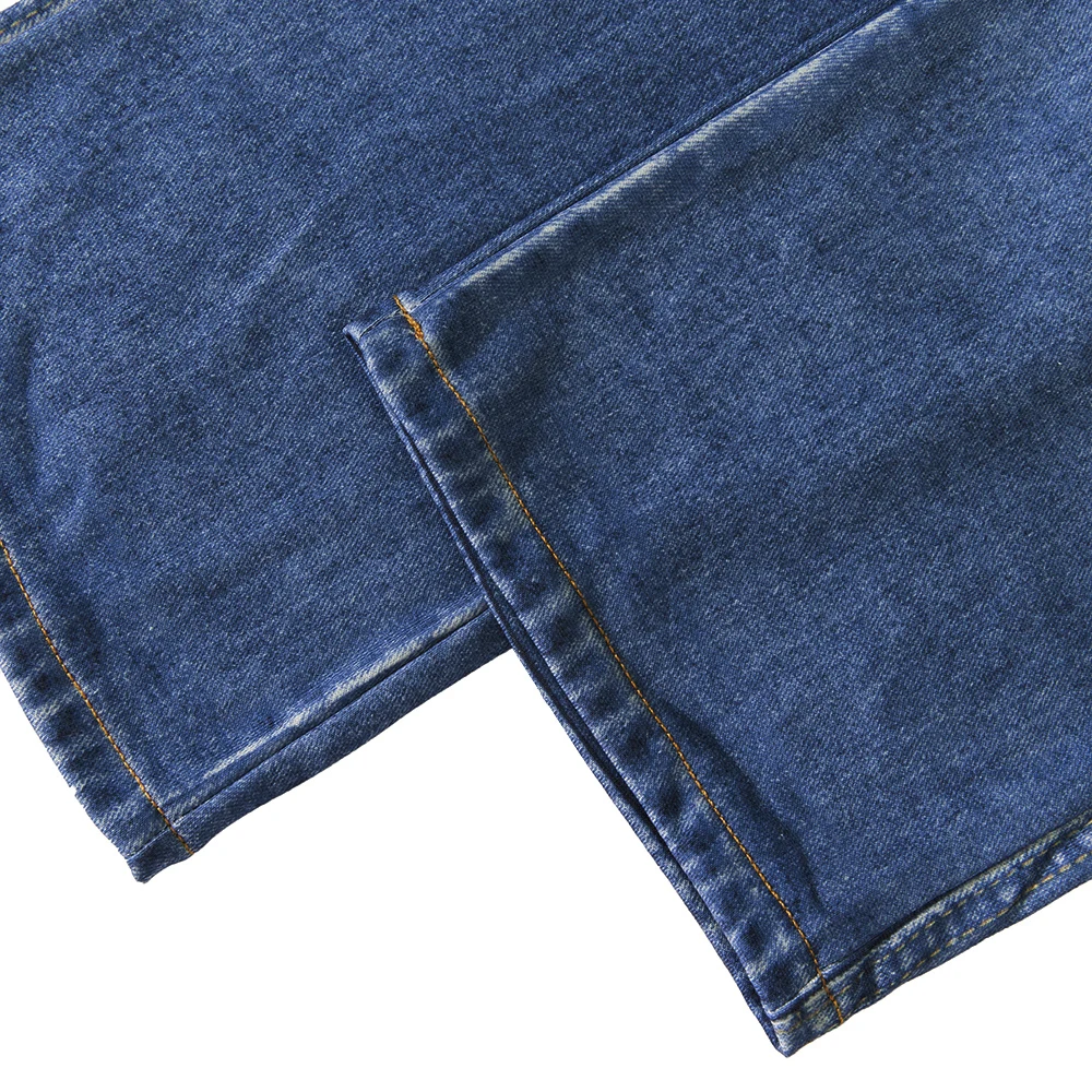 Рисунок 4 - Женский джинсовый комбинезон на бретелях