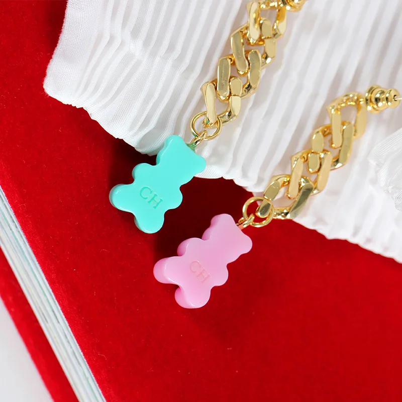 Korean Fashion Kpop Ins Sweet Inlaid Resin Bear Earrings Chain Statement Neon Jewelry Luxury Acrylic Aretes De Mujer