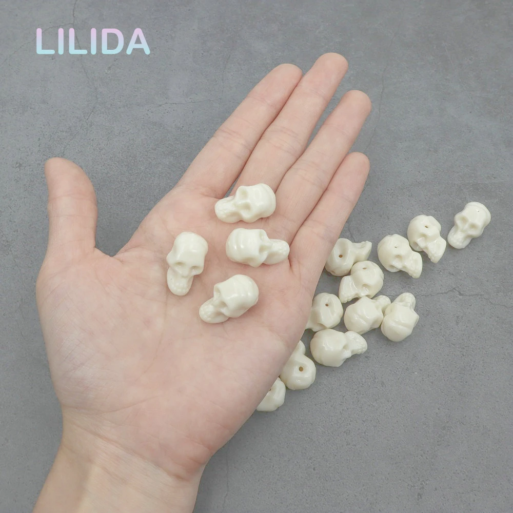 

30Pcs Simulation Skull Model Toys Modern Mini Skeleton Fun Home Decor Crafts Toy Miniatures Model Halloween Party DIY Decoration