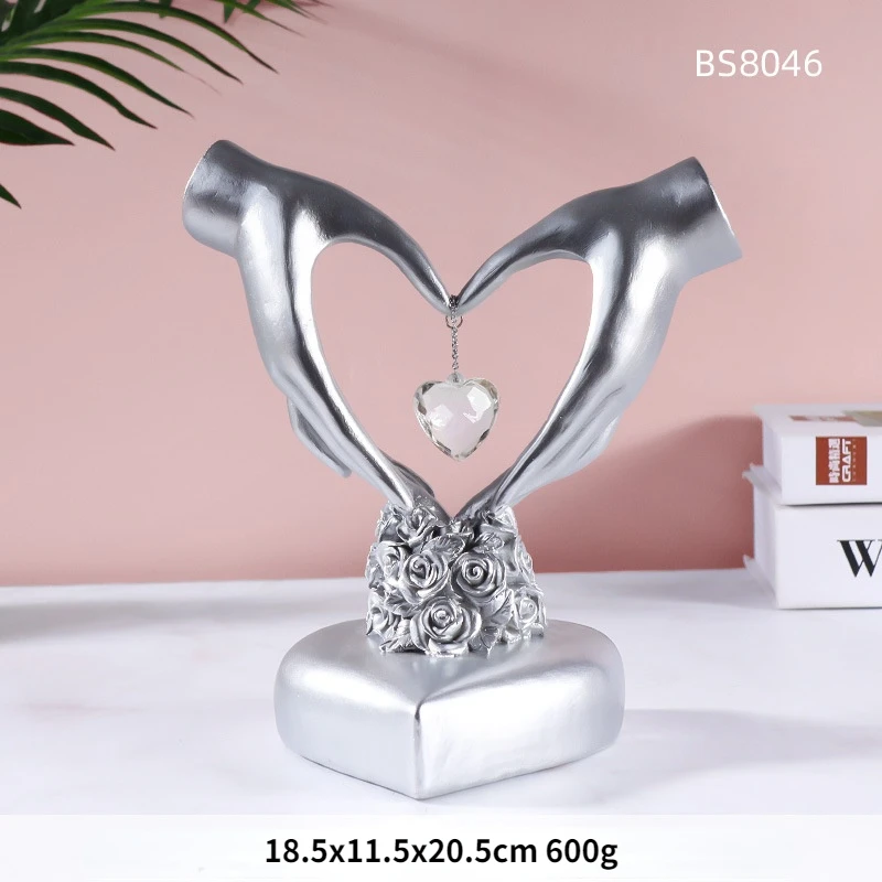 Nordic Style Heart Gesture Sculpture Resin Abstract Hand Love Statue Figurines Wedding Home Living Room Desktop Ornaments 