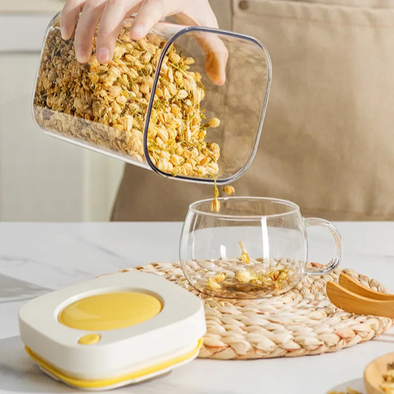 Vacuum Food Storage Box Plastic Sealed Fresh-Keeping Box Kitchen Storage Jars Grains Coffee Beans Transparent Storage Container 5