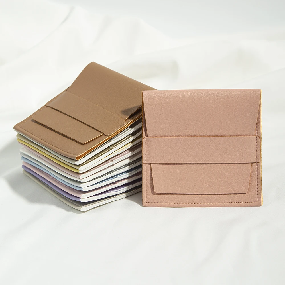 50 Stück 8x8cm Weiche Leder-Ring-Geschenktaschen Maßgefertigte Schmuckverpackung Langlebige Ohrringe-Halsketten-Make-up-Verpackungsbeutel Höhere Qualität – Detail 2