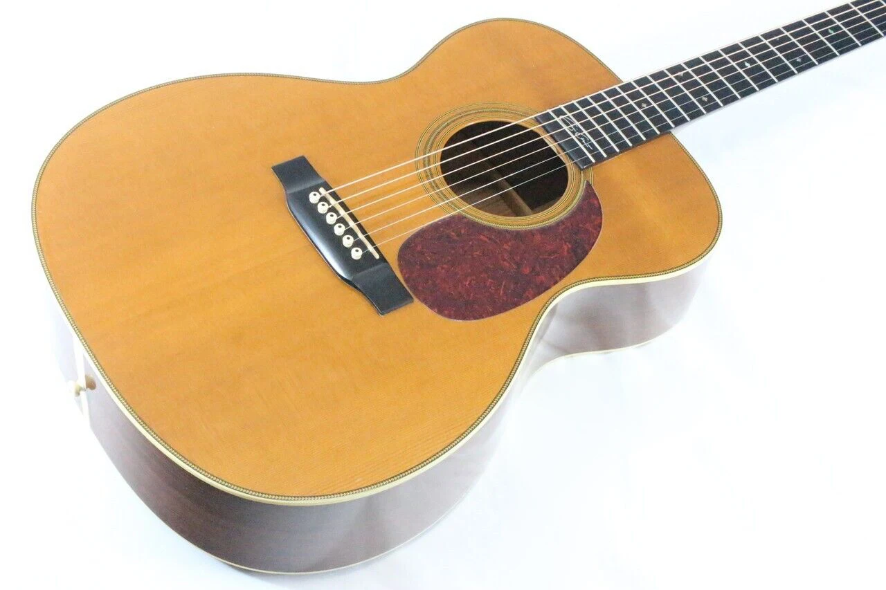 

000-28EC 1999 Acoustic guitar F/S as same of the pictures