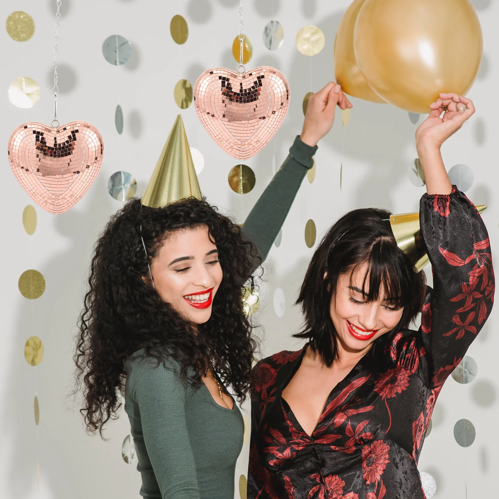 

Heart Disco Ball Hanging Mirror Heart-Shaped Disco Ball Hanging Ball Decor Party Accessory Birthday Wedding Disco Party Decor