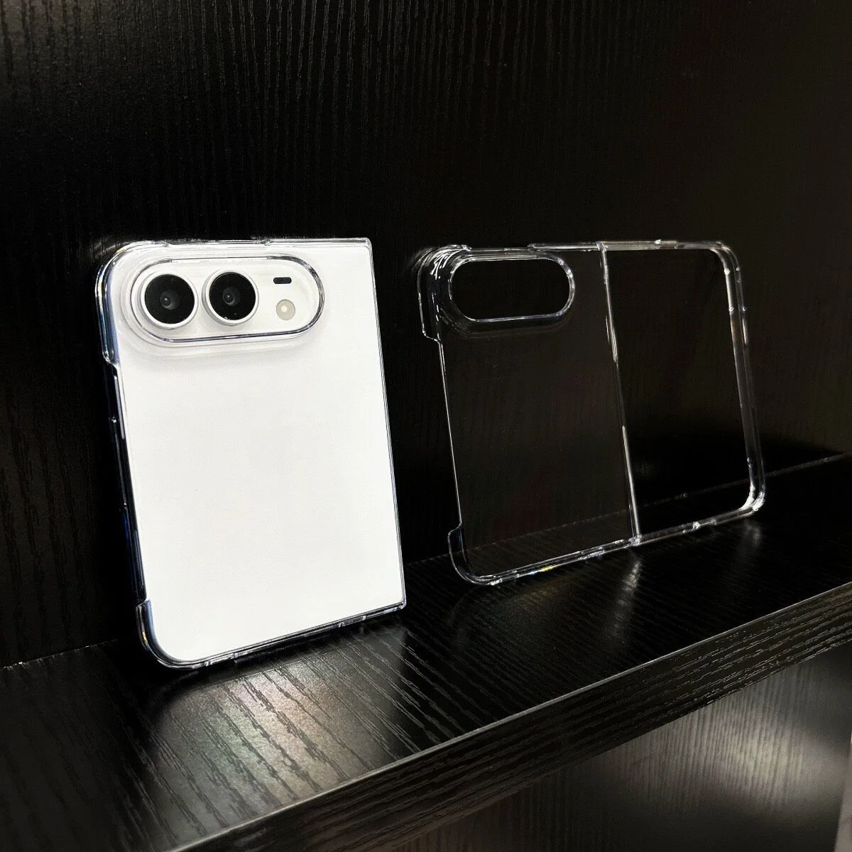 Luxury Simple Clear Slim PC Phone Case - Ultra-Thin Transparent Crystal Cover