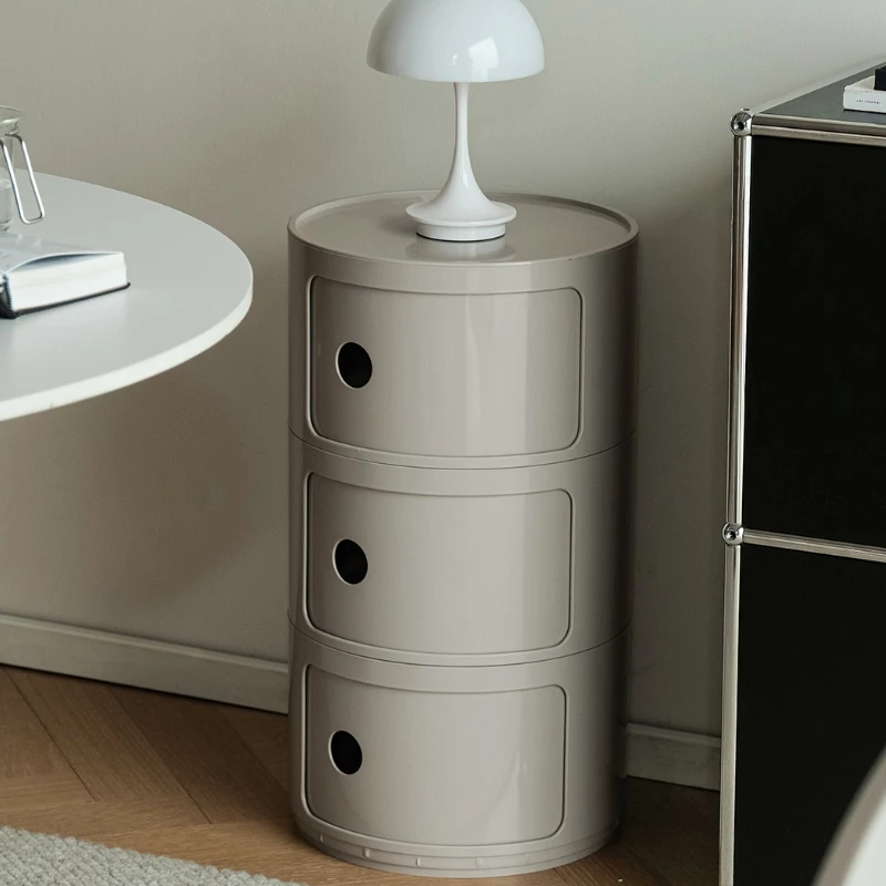 Nordic Celebrity Bedside Table Modern Simple Round Creative Small Plastic Bedside Table Elegant Comodini Nightstand Furniture