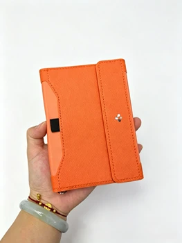 Porta Passaporto Spigen, Porta Documenti e Carte RFID Antifurto, Portafoglio Multifunzionale per Passaporto e Biglietti da Viaggio