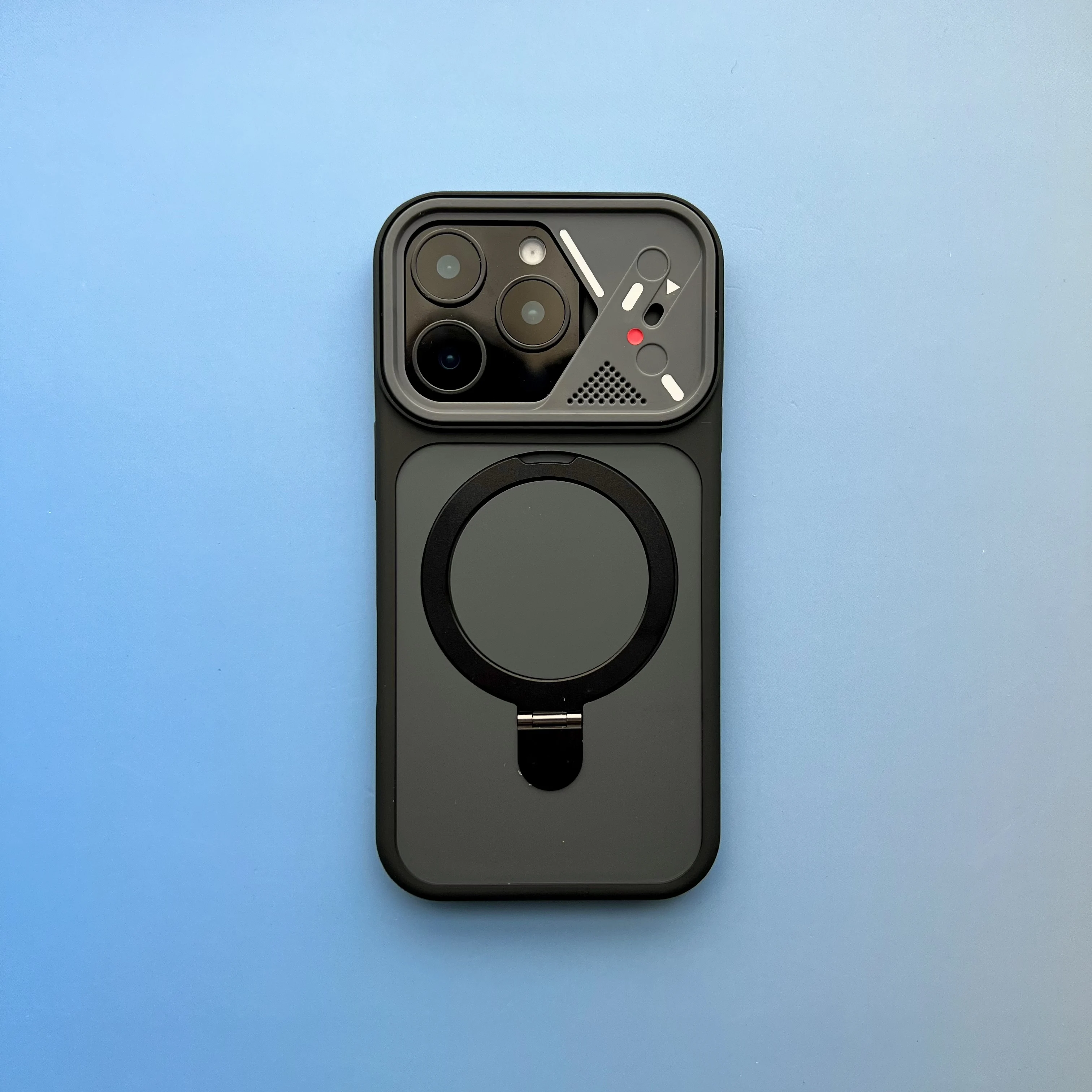 รูปสินค้า เคสแม่เหล็ก Magsafe พร้อมขาตั้ง iPhone 17 Pro Max