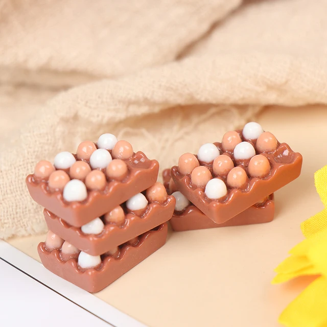 6pcs 1:12 Scale Dollhouse Miniature Eggs Kitchen Food Model Kitchen Decor 2