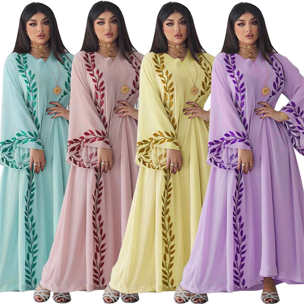 

Fashion Chiffon Floral Embroidered Abaya Hijab Dress for Women Pink V Neck Long Sleeve Loose Arabic Muslim Dubai Moroccan Caftan