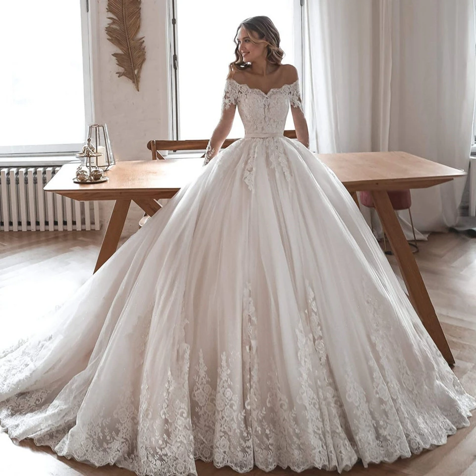 Maßgeschneiderte luxuriöse elfenbeinfarbene schulterfreie Brautkleider 2026 Prinzessin Sweetheart Spitzenapplikationen Brautkleider Vestido De Novia – Detail 3