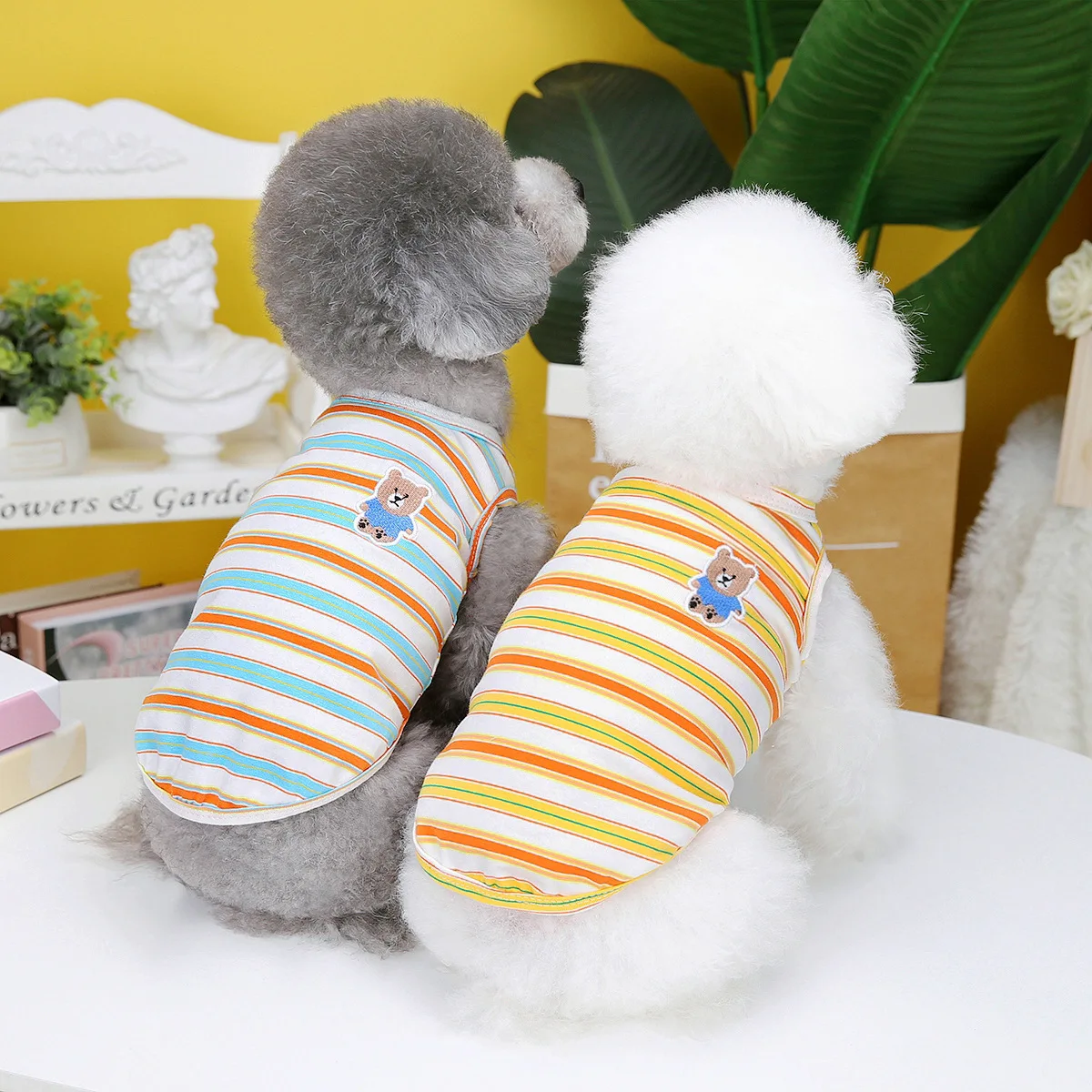 

2023 Spring and Summer Pet Clothes Dog Clothing Puppy Skirt Manufacturers Wholesale Dog Clothes Dog Vest Cooling Vest