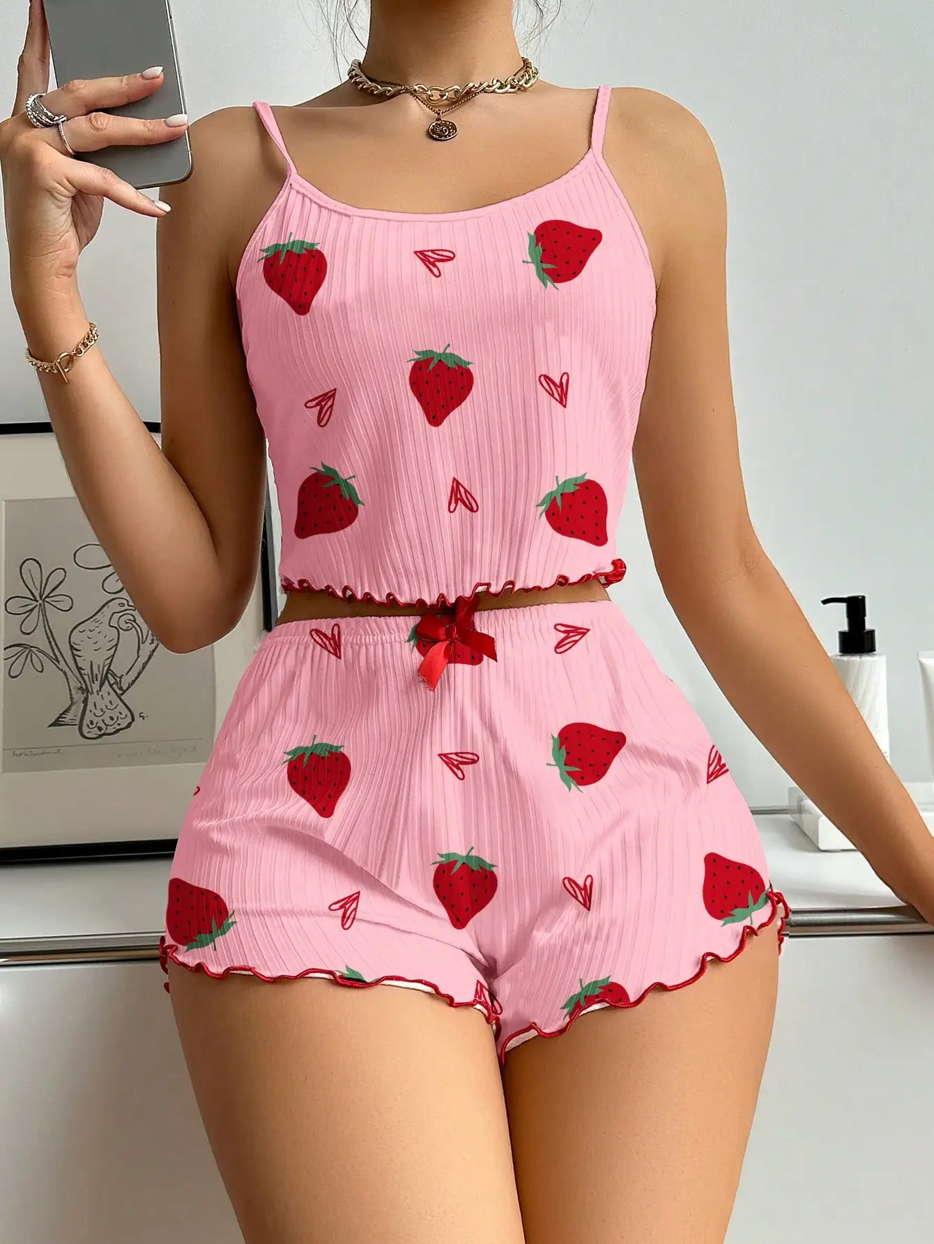 Women's Heart Print Relaxed Fit Summer Sleepwear Set with Backless Cami Top and Shorts