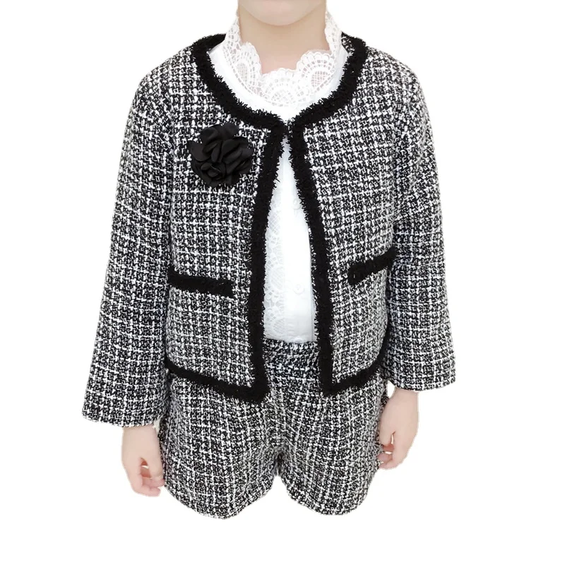 

2023 Autumn Winter Girls Sets Plaid Korean Cardigan+ Shorts 2pcs Clothing Sets Kids Outfits