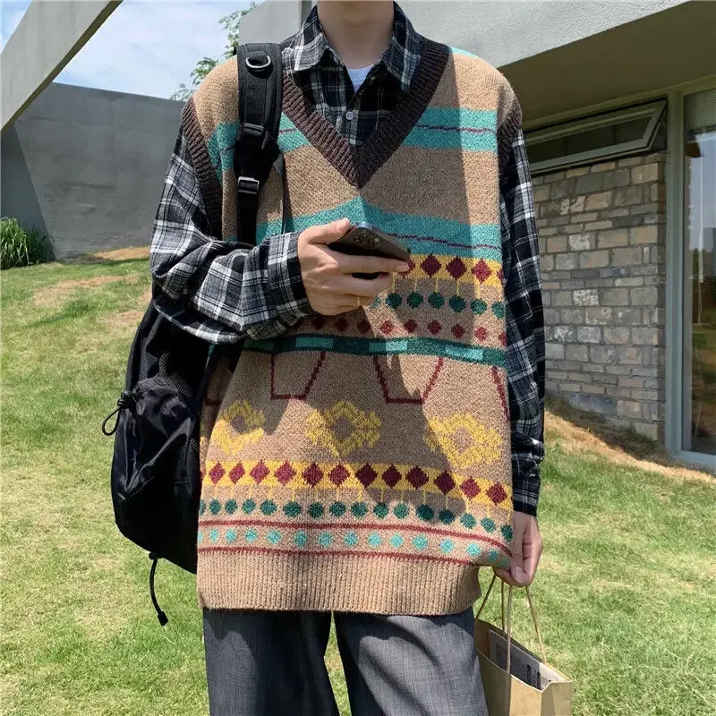 thumbnail image 1 of Suéter para hombre, chaleco informal con cuello en V, chalecos de punto estampados para hombre, diseñador, moda coreana barata, reseñas de ropa suave, top Harajuku, 1 of 5