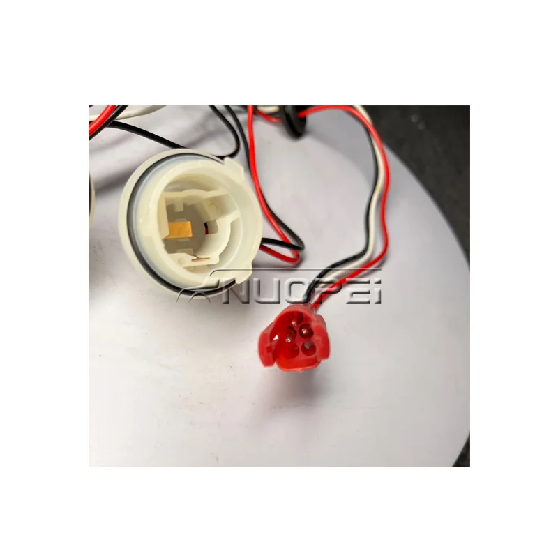Lamp connector plug Scani Truck Head Lamp Bulb Holder Wires 1732515 1467007 1385411 Lamp Socket