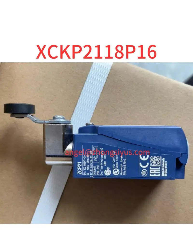 

Новый концевой выключатель XCKP2118P16, пластиковая фотография