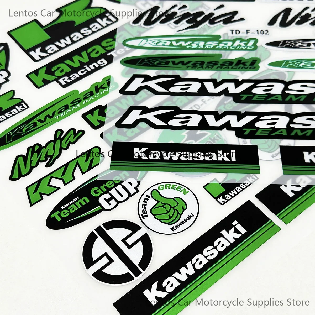 

Motorcycle Helmet Sticker Car Decal for HONDAS Kawasakis Suzukis Red Bull Motorcycle Sticker Reflective Stickers Car Decoration