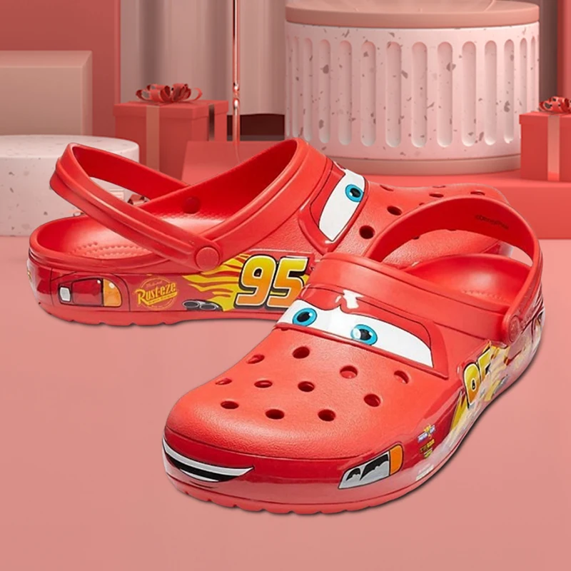 Cartoon anime Aoger Disney Lightning Mcqueen Pixar Outdoor slippers Car waterproof Anti slip beach shoes casual garden slippers