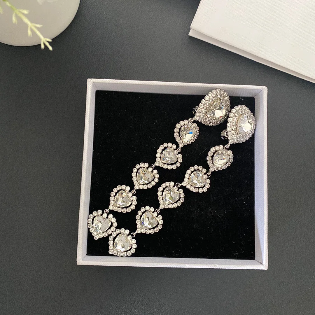 Earrings Light Luxury Retro Heart-Shaped Long Ear Clips For Women Aretes De Mujer Pendientes Boucle D’Oreille Orecchini Clip De