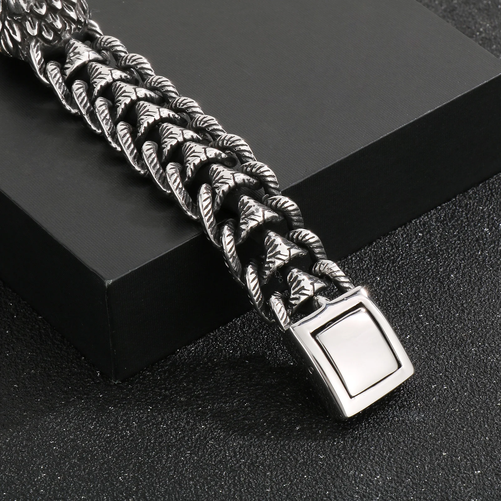 akoK18バングル Cast Wolf Dog Head Bracelet For Men Cool Jewelry - Stainless