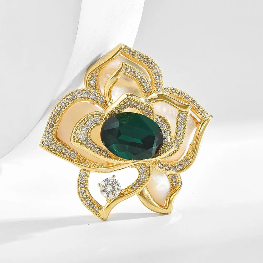 Women Elegant Large Full Crystal Flower Luxury Brooches Badges Lady Casual Party Banquet Shiny Boutique Pins Accessories Corsage