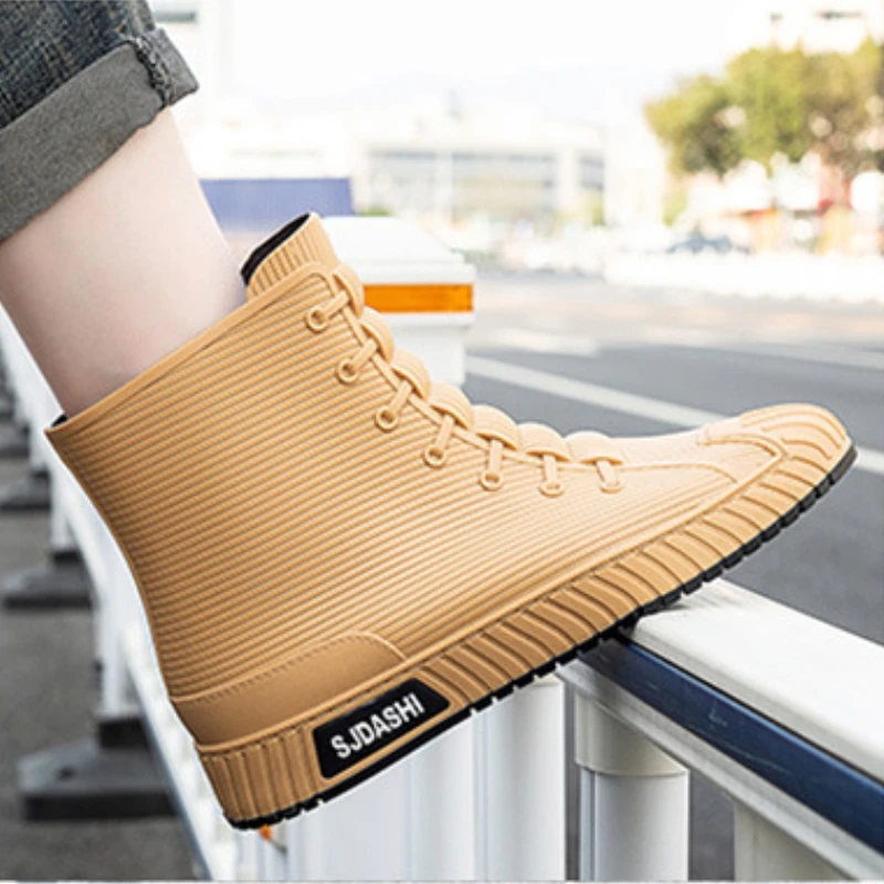 Rain Boots for Couples Rubber Shoes Waterproof Ankle Galoshes Husband Fishing Boots Garden Work Safety Shoes Insulated Footwear