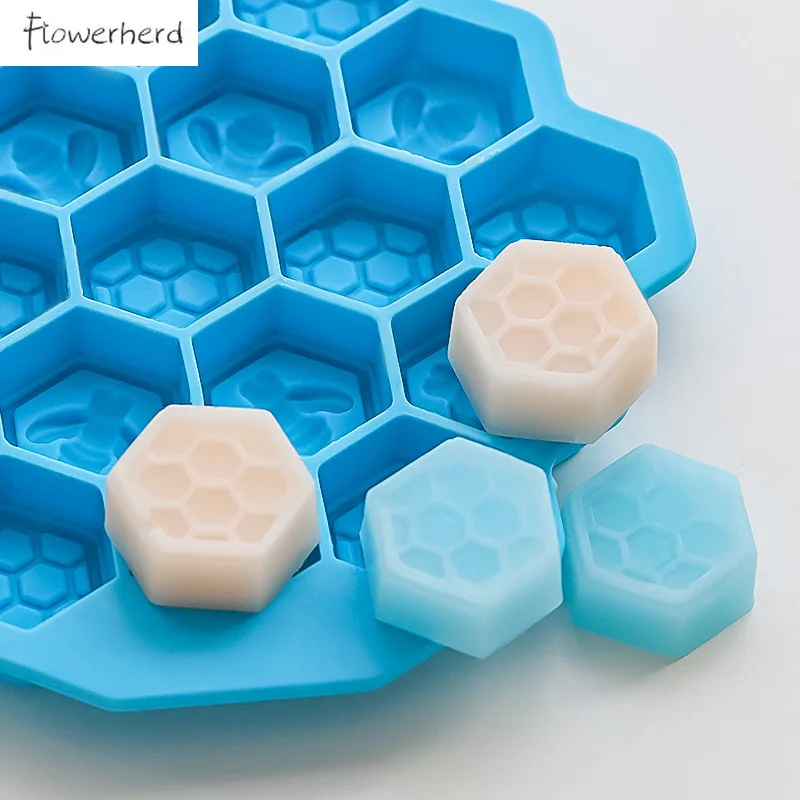 Honeycomb With Bee Silicone Mold - Wholesale Supplies Plus