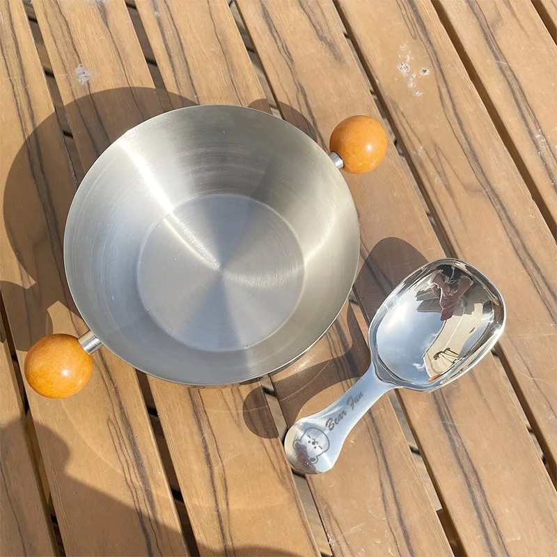 The Tall Looking Double Eared Pot Is Made of 304 Stainless Steel Is Suitable for One Person To Use for Fruit Salad and Yogurt