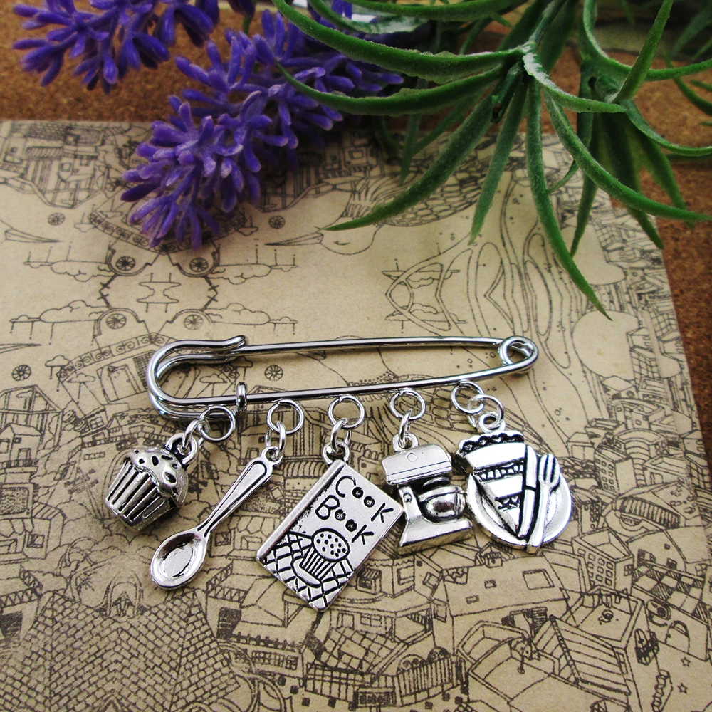 Spilla Da Cuoco Amante Tazza Da Forno Torta Kilt Pin Spilla Con Ciondolo Regalo Per Amico Di Compleanno