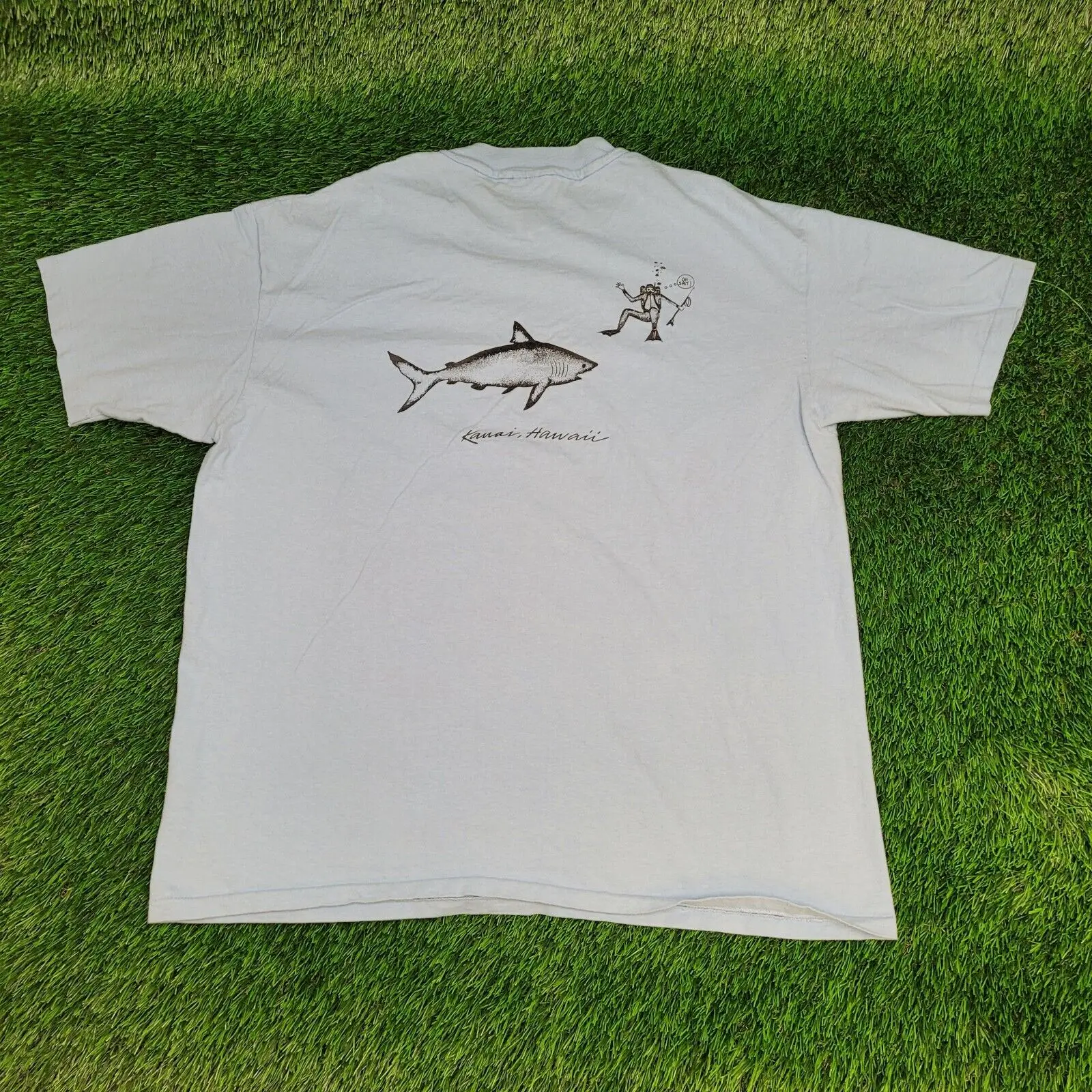 Vintage Kauai Hawaii Shark And Diver Funny Size Humor Shirt Large 80S 90S Maniche Lunghe