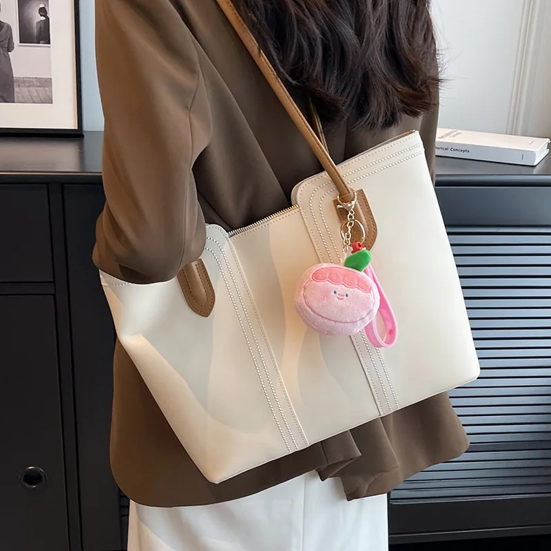New Shoulder Bag Large Capacity Stylish Women's Bag Summer 2023 PU Texture Trendy All-match Student Solid Tote Bag Preppy Style