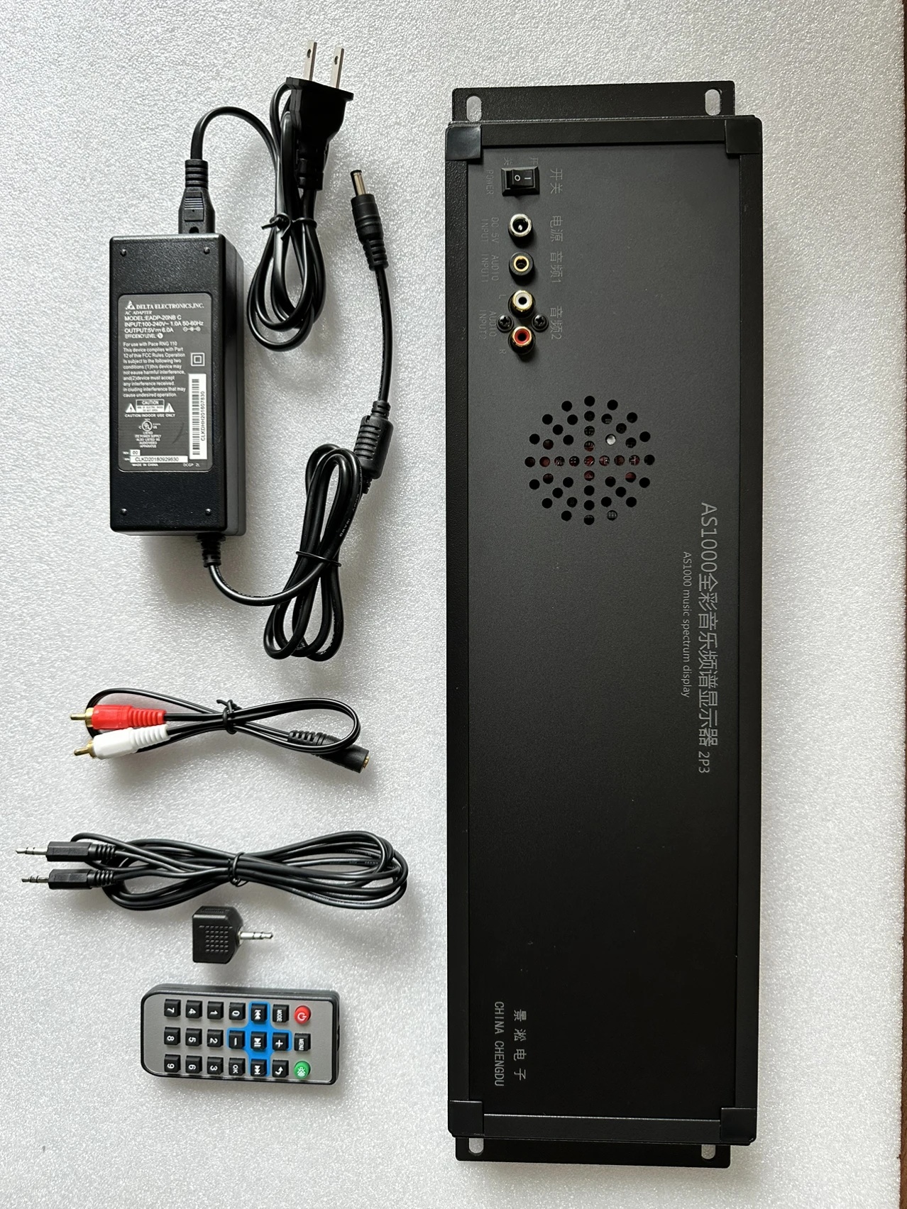 Analizzatore di Spettro Audio, 384 LED 1624RGB Spettro Musicale LED Colorato Orologio Elettronico Controllo Vocale Ritmo Luce Equalizzatore Grafico Digitale Equalizzatore Stereo