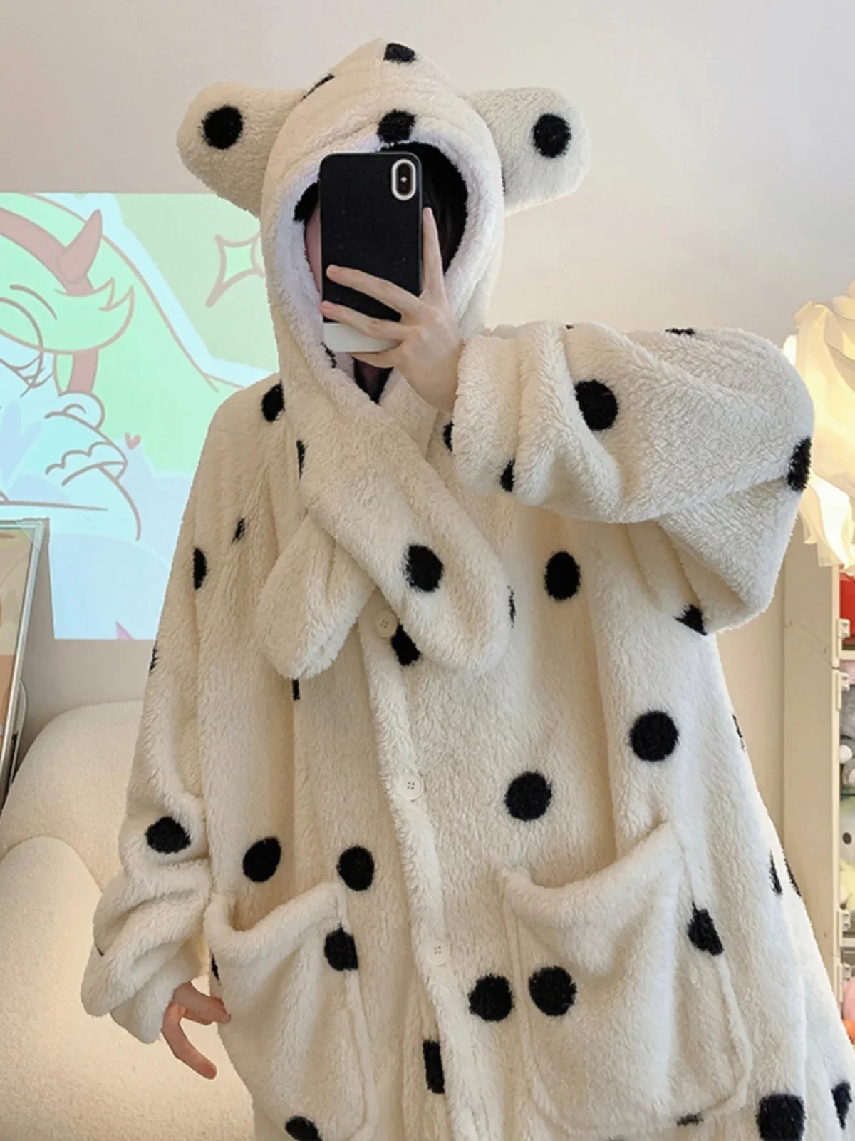 

Coral velvet polka dot pajamas for women's autumn and winter long pajamas with added velvet and thickened thickness