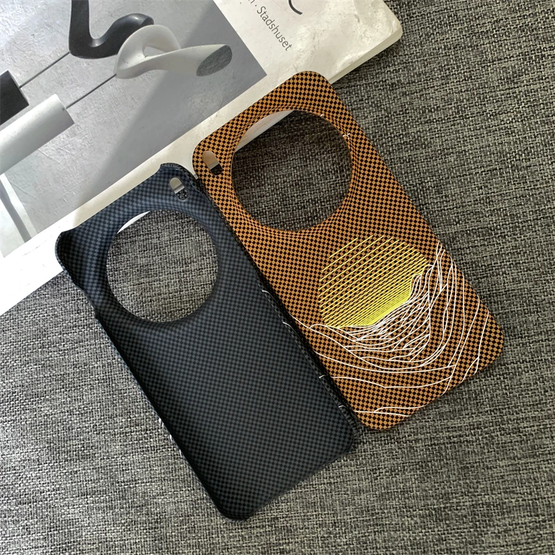 Ultra-Thin Carbon Fiber Texture Case with Moon Up Pattern - Stylish, Hard PC Protective Cover