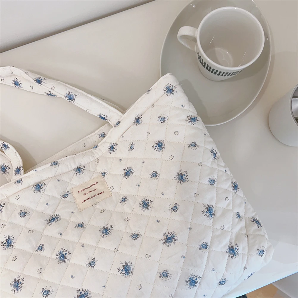 Women Quilted Diamond Lattice Handbag Large Capacity Padded Shopping Tote Lightweight Floral Shoulder Bag Cotton Chic Hobo Bag