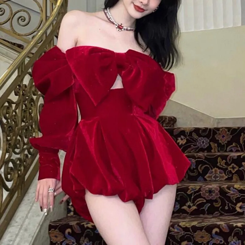 

Sexy Long Sleeve Velvet Jumpsuit Women Fashion Bow Design Autumn Winter Short Romper q57