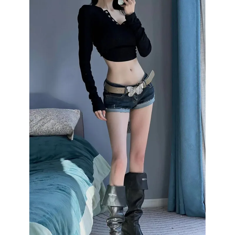 Sexy Sweet Spicy Girl Retro Denim Waist Shorts Women's 2024 Summer Low Waist Slim and Small Stature Curled Hem Pants Trend Short